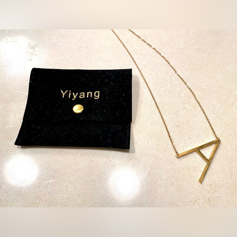 Yiyang Letter “A" Necklace Gold